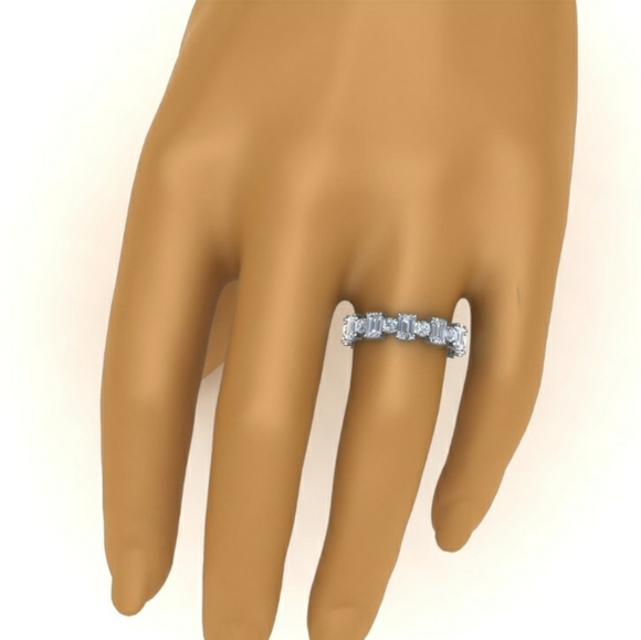 🆕️$1200 3.5 ct Emerald & Round Eternity Simulated Diam - Picture 6 of 7